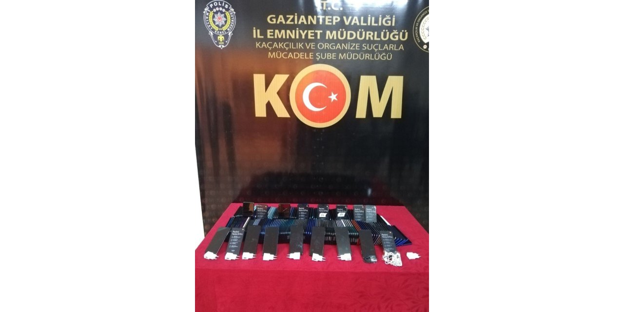 Gaziantep’te 239 adet kaçak cep telefonu ele geçirildi