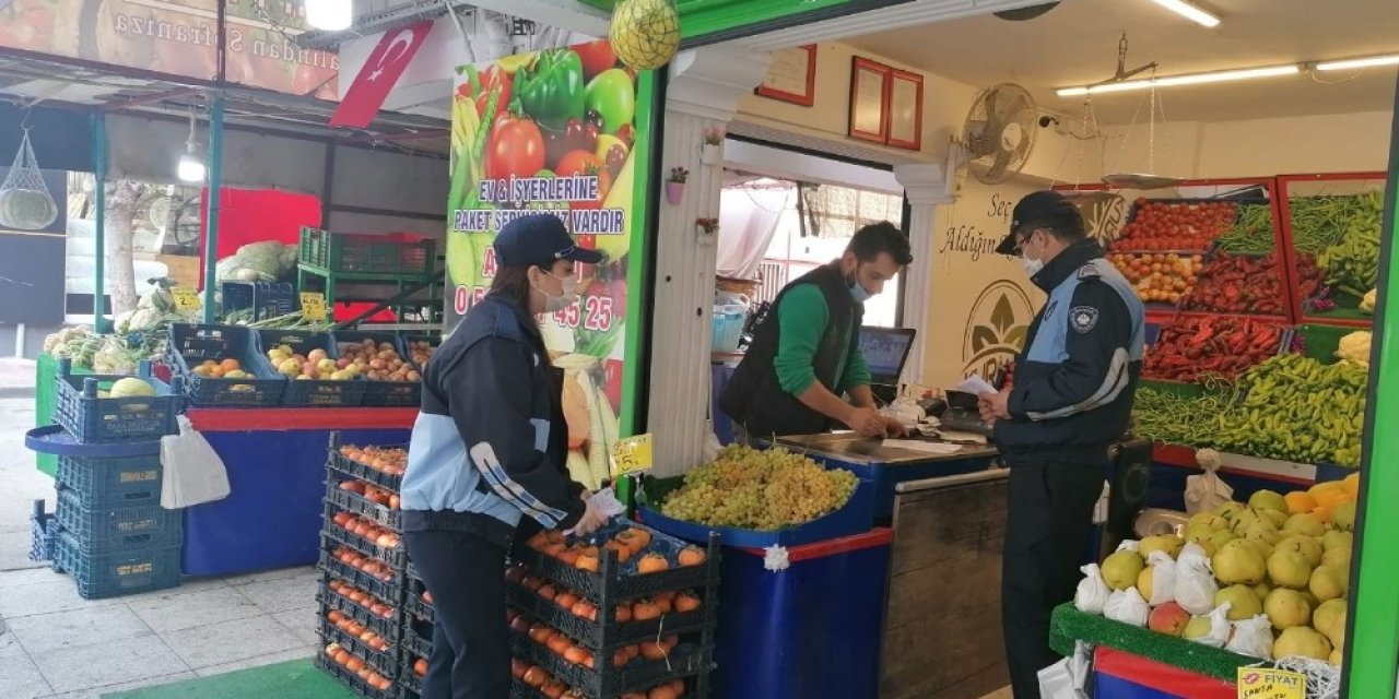 Manisa’da zabıtadan Covid-19 bilgilendirmesi