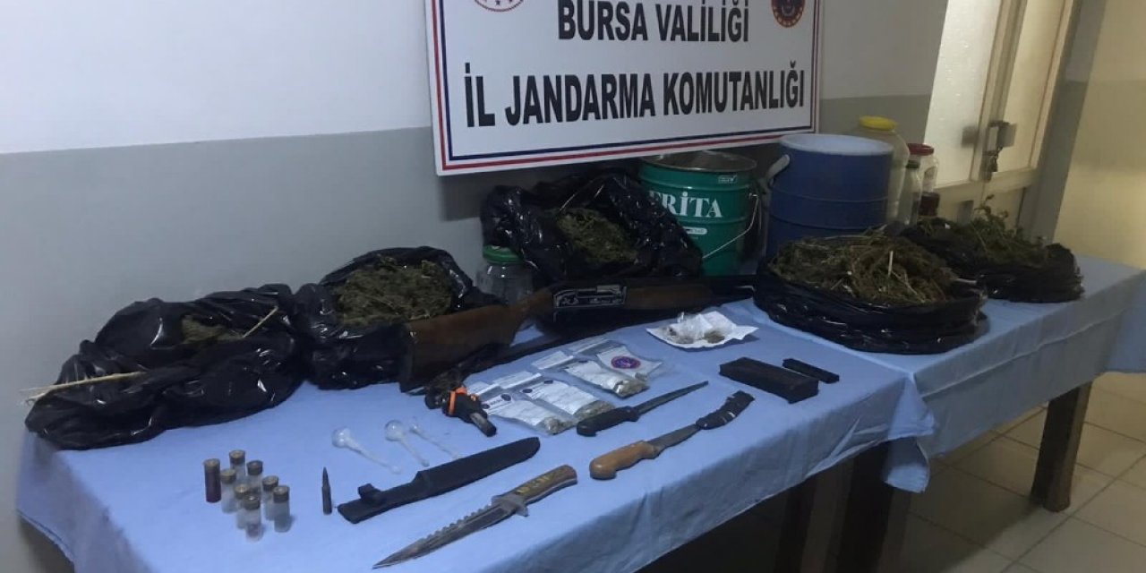 İnegöl’de uyuşturucu operasyonu:2 gözaltı