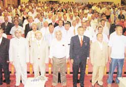 AKP'liler Konevide buluştu