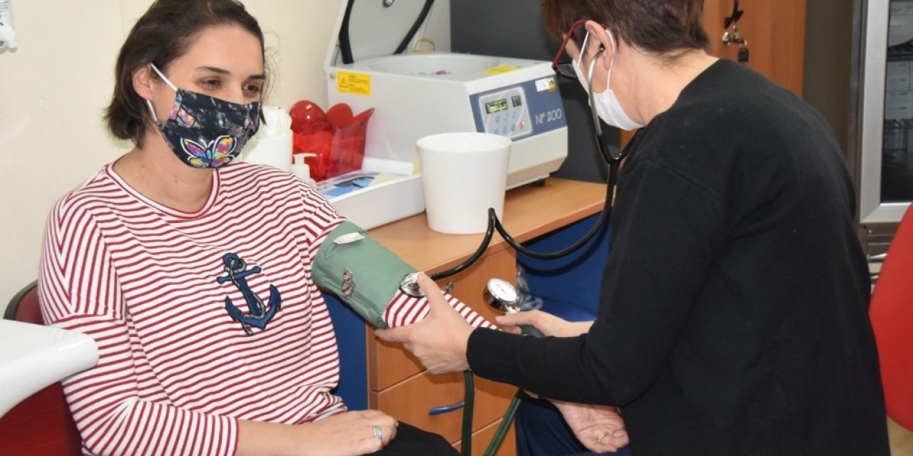 Adana’da ilk korona virüs aşısı yapıldı