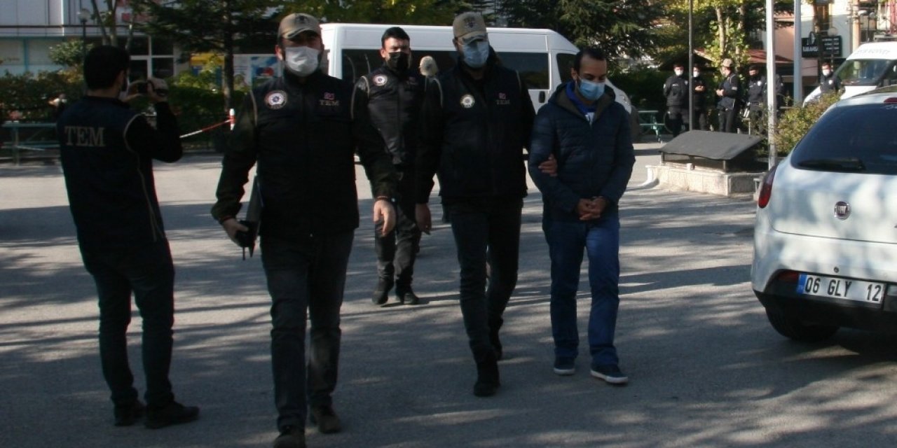 FETÖ operasyonunda GATA’dan atılan 4 tıp öğrencisi yakalandı