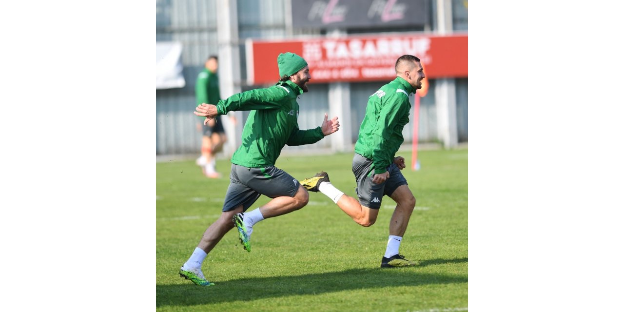 Adanaspor maçı hazırlıklarını sürdüren Bursaspor, çabukluk çalıştı