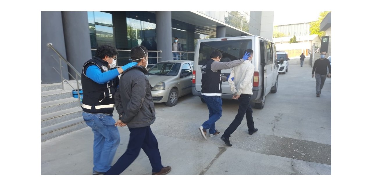 Bursa’da 12 uyuşturucu taciri yakalandı