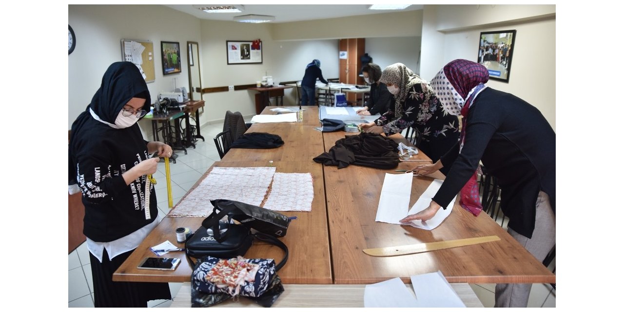 Belde Evleri’nde hem öğreniyorlar hem de sosyalleşiyorlar