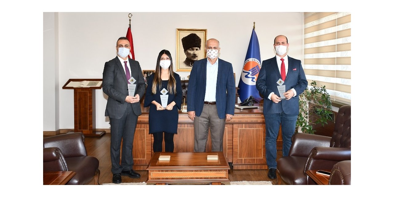 Çamsarı’dan TÜBİTAK’tan proje desteği alan öğretim elemanlarına plaketli teşekkür