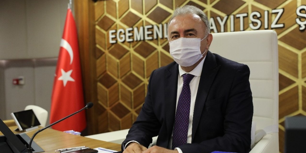 Başkan Böcek, Hacıarifoğlu’nu görevden aldı