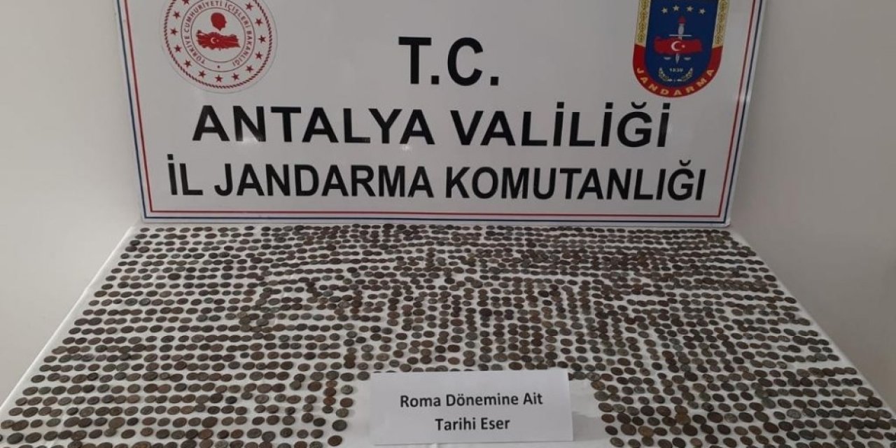 Antalya’da Roma dönemine ait 1547 adet sikke ele geçirildi