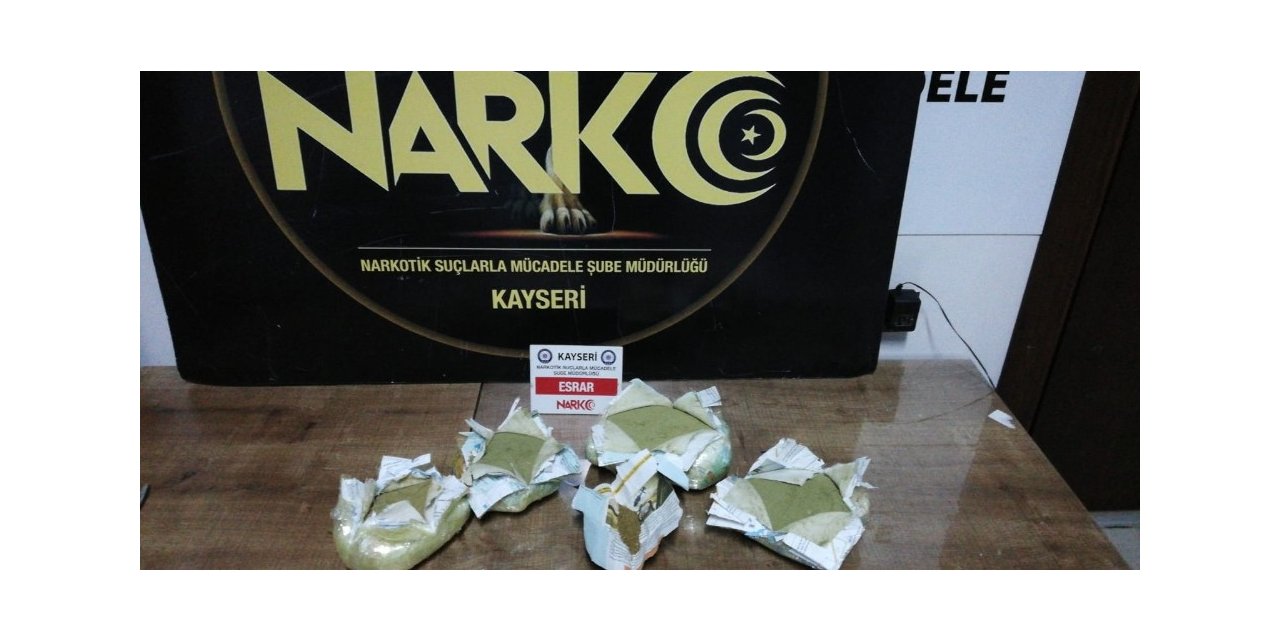 Kayseri’de aracın ses sistemi içerisinde 2 kilo 700 gram esrar yakalandı