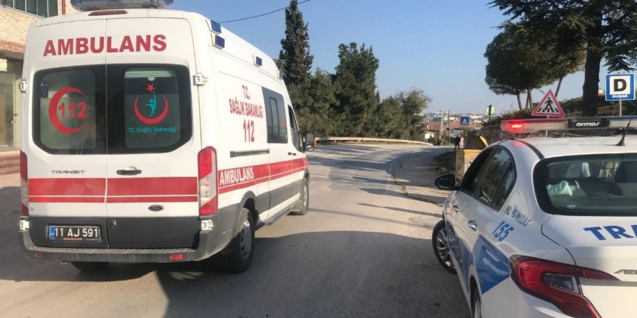 Yola fırlayan 6 yaşındaki çocuğa araba çarptı