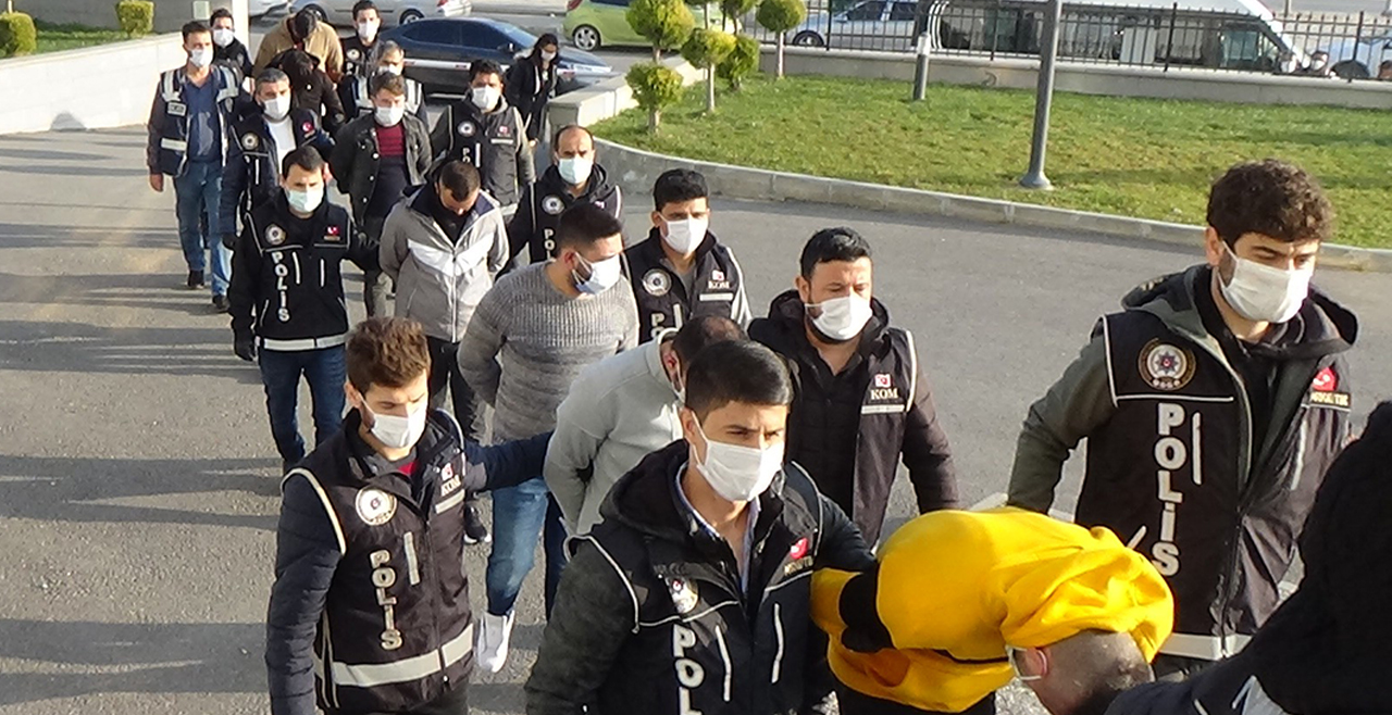 Zehir tacirlerine operasyon! 9 zanlıdan 4'ü tutuklandı
