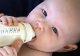 'Biberon Çürüğü' konuşma güçlüğüne yol açıyor