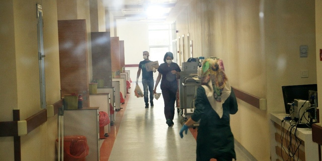 3'ü çocuk 3'ü öğretmen 91 kişinin testinin pozitif çıktığı ilçede koronavirüs alarmı