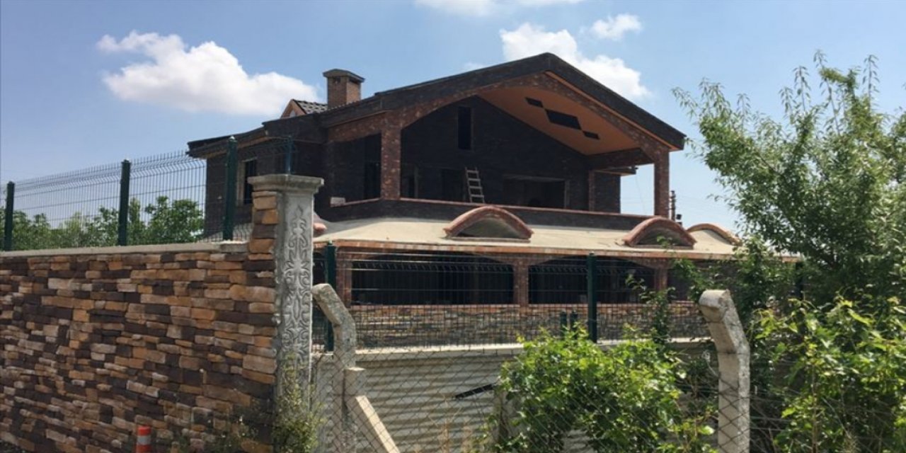 Konya Hasanköy'de villada uyuşturucu imalatı yapan 5 sanığın cezası belli oldu