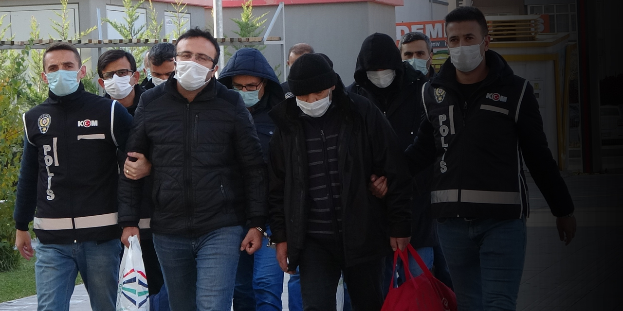 FETÖ'nün 7 ildeki 'emniyet mahrem yapılanması' operasyonunda 2 kişi tutuklandı