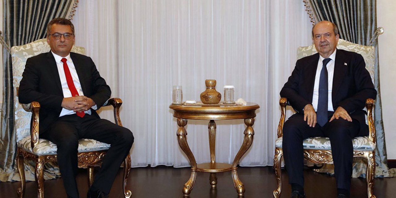 KKTC Cumhurbaşkanı Tatar hükümet kurma görevini Erhürman'a verdi