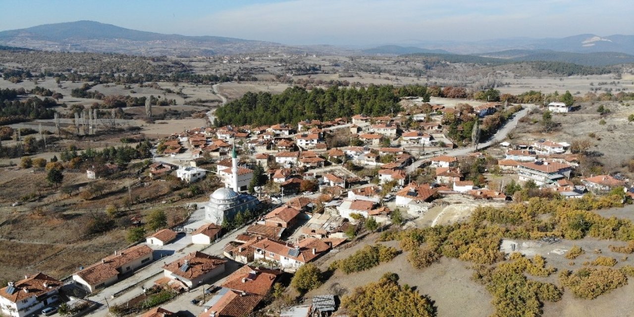 Nüfusunun yarısı koronaya yakalandı kimse vefat etmedi