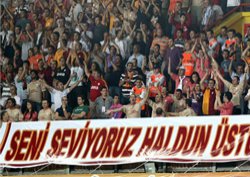 Haldun Üstünel'i unutmadılar