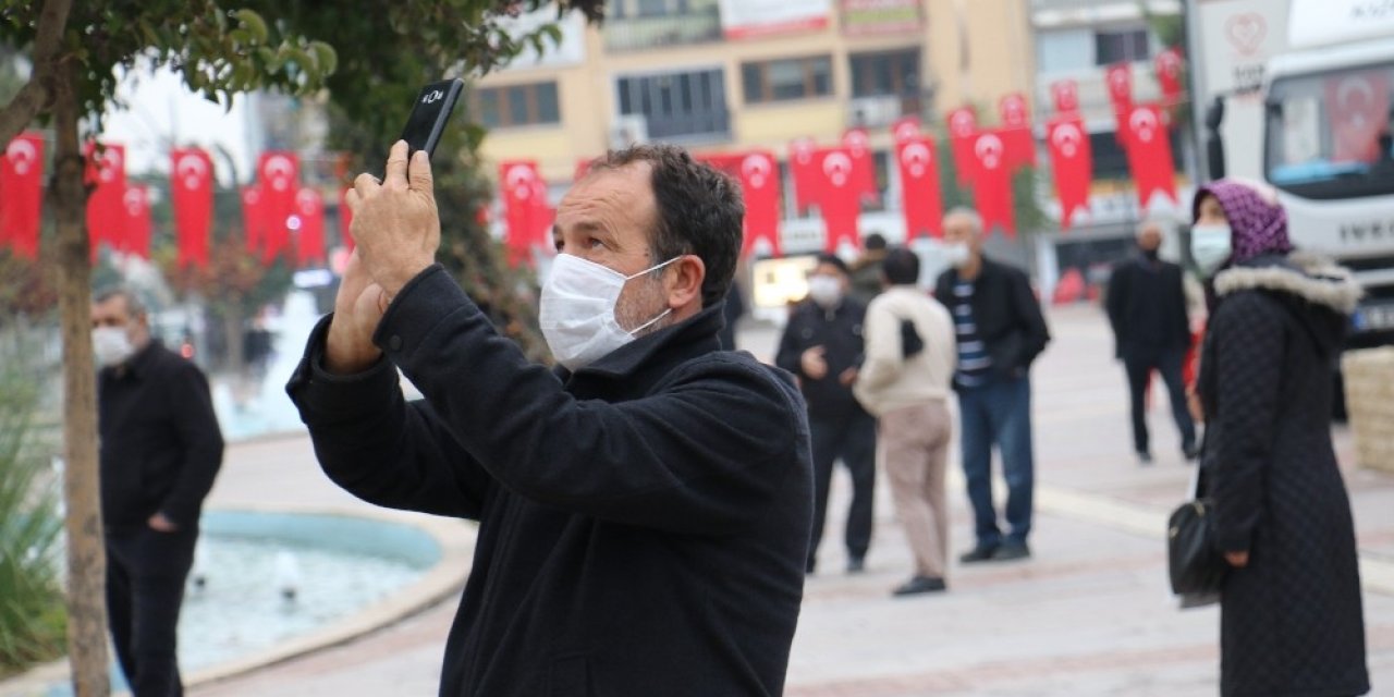 Aşağıdakiler mi yoksa yukarıdaki mi intihar ediyor! İlginç görüntü