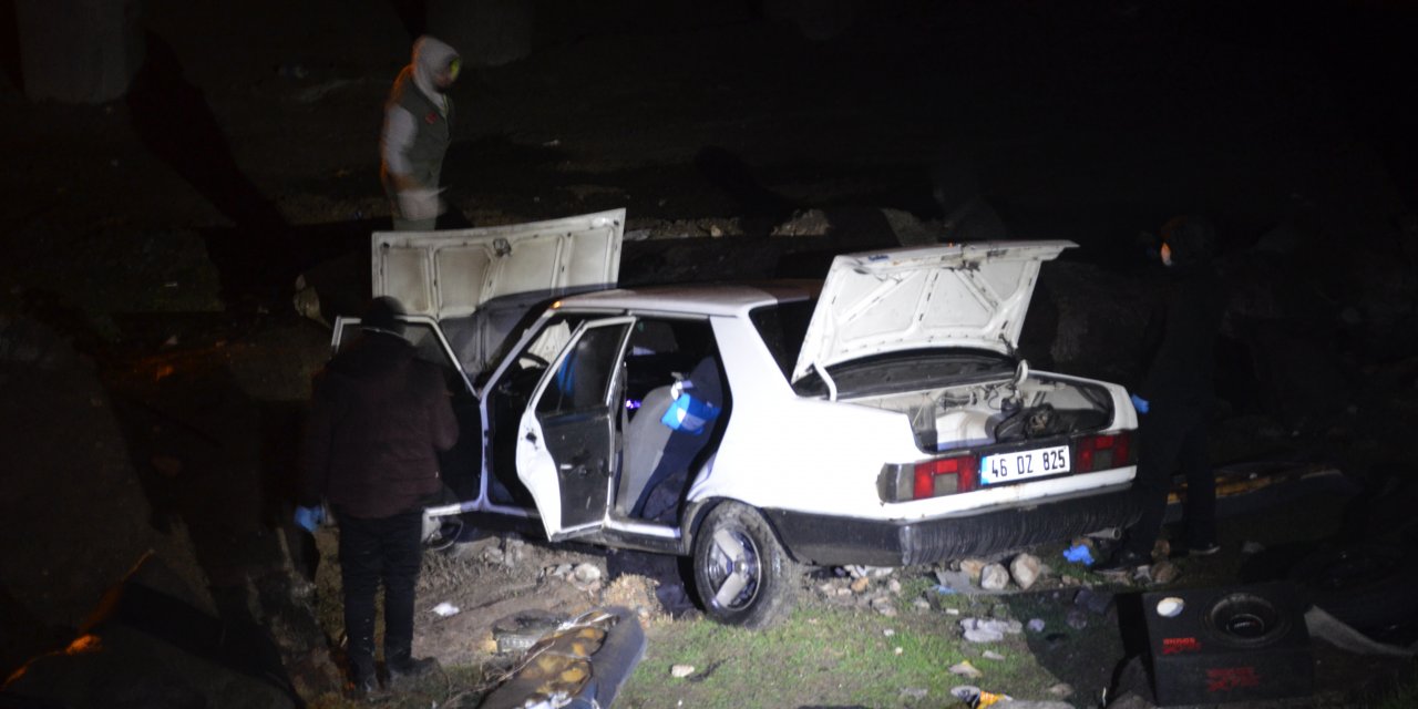 'Dur' ihtarına uymayan sürücü kaza yaptı! Aracından uyuşturucu çıktı