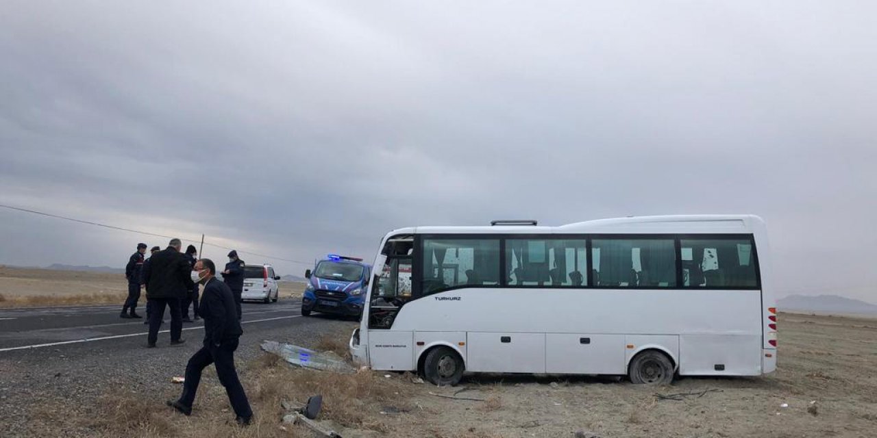 Konya'da talihsiz kaza! 12 yaralı