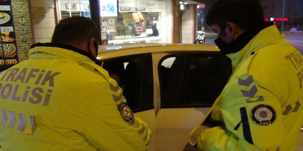 Kısıtlamada sosyal mesafesiz seyahat pahalıya patladı