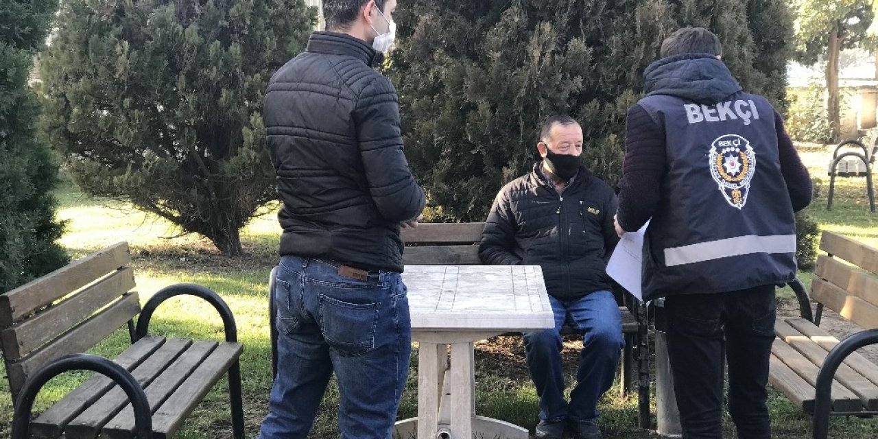 Cehalet! Koronavirüs riskli kişi resmi daireye girmeye çalıştı