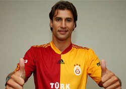 Lorik Cana sakatlandı
