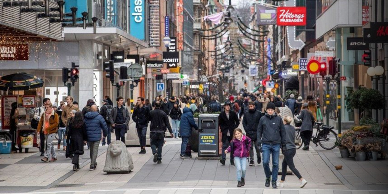Sürü bağışıklığı deneyen İsveç başarısız oldu! Yeni tedbirler alındı