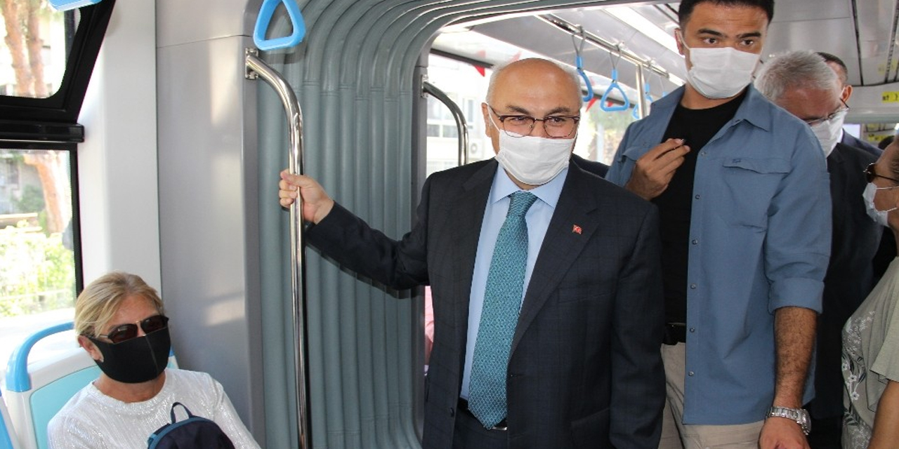 Vali Köşger'den HES Kodu uyarısı! Tanımlaması yapılmayan kartlar toplu ulaşıma kaptılacak
