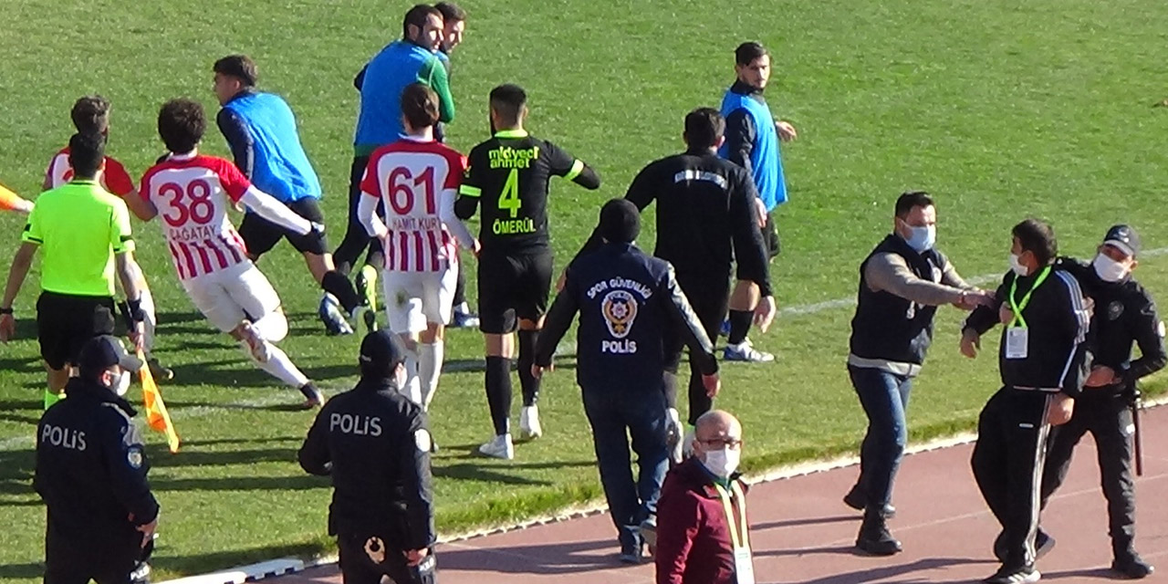 Karaman Belediyespor - Çengelköy maçında gerginlik