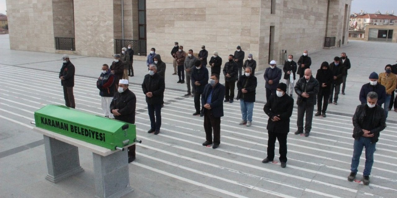 Cesedi Konya'da bulunan şahıs Karaman’da defnedildi