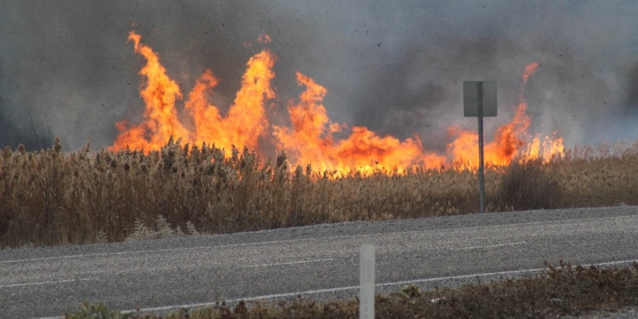 Konya'da aynı bölgede art arda çıkan iki yangın şüphe uyandırdı