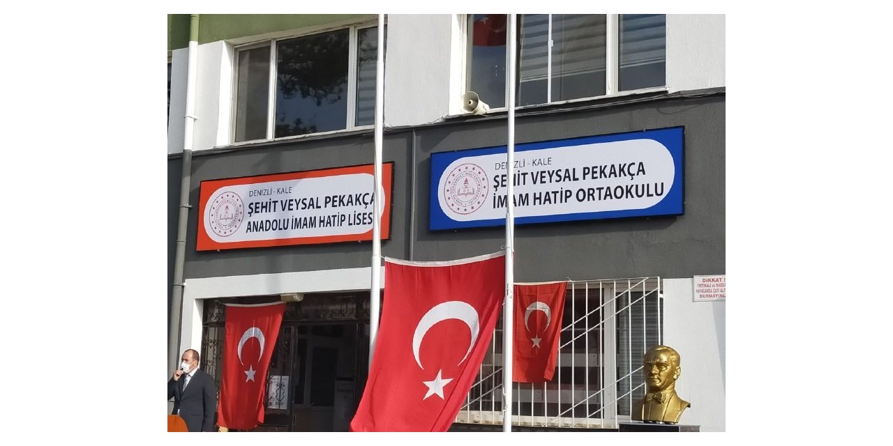 Denizli’de şehidin ismi 2 okula verildi