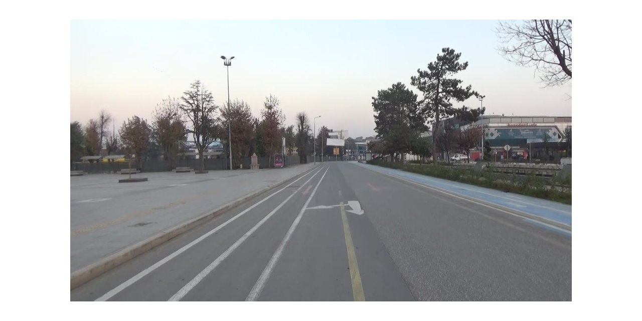 Düzce’nin en kalabalık sokakları sessizliğe büründü