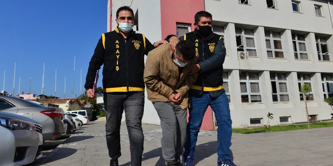 Kadının çantasından cep telefonu çalan zanlı tutuklandı