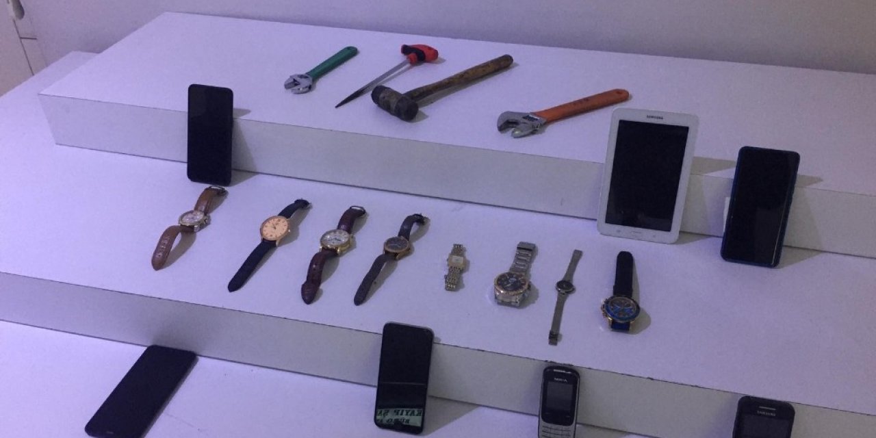 İstanbul’da hırsızlık çetesi polis ekiplerince çökertildi