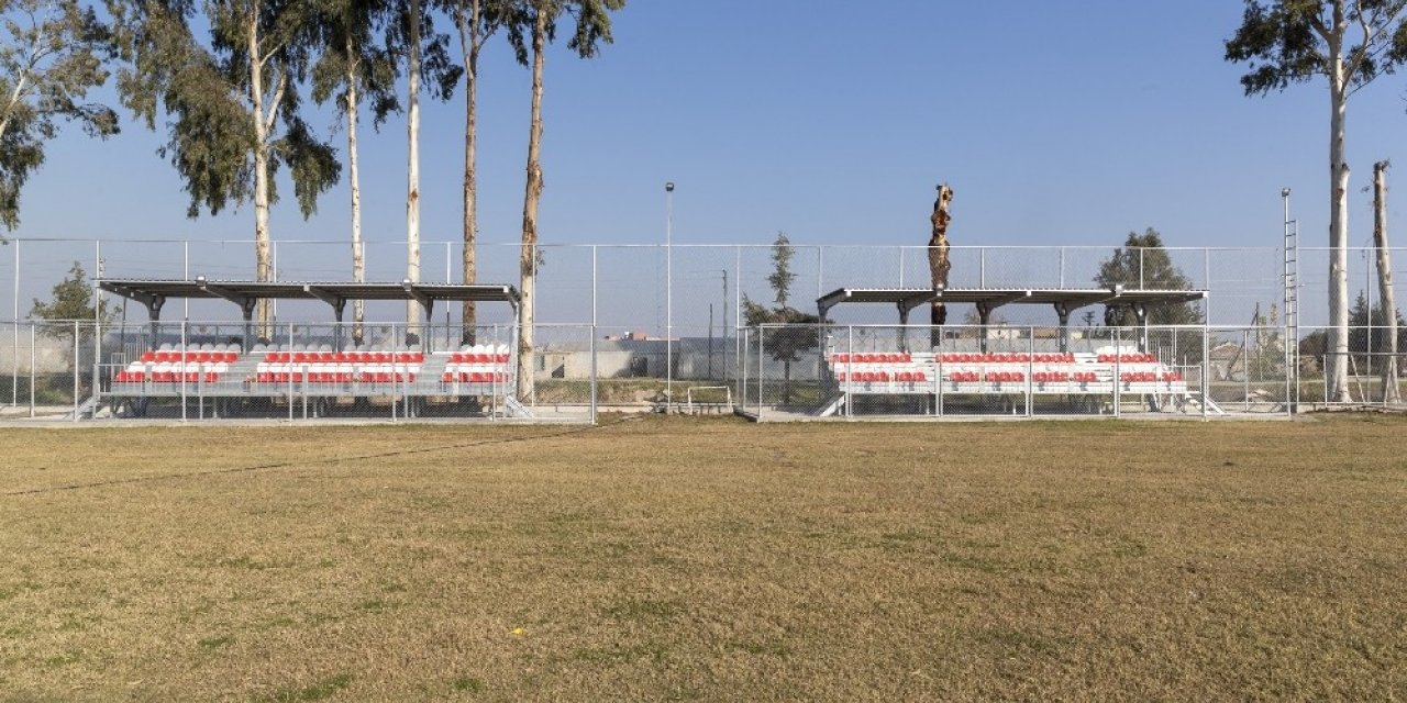 Homurlu Futbol Sahasının yenileme işlerinin yüzde 95’i tamamlandı