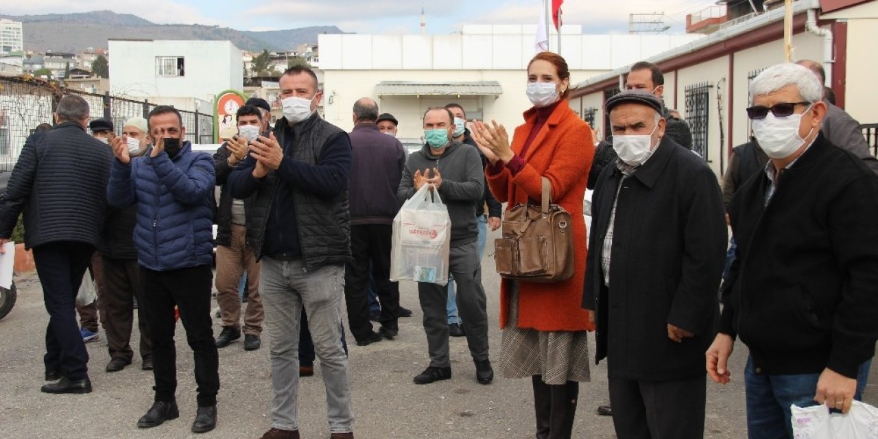 Mahalleliden Karşıyaka Belediyesine imar planı tepkisi