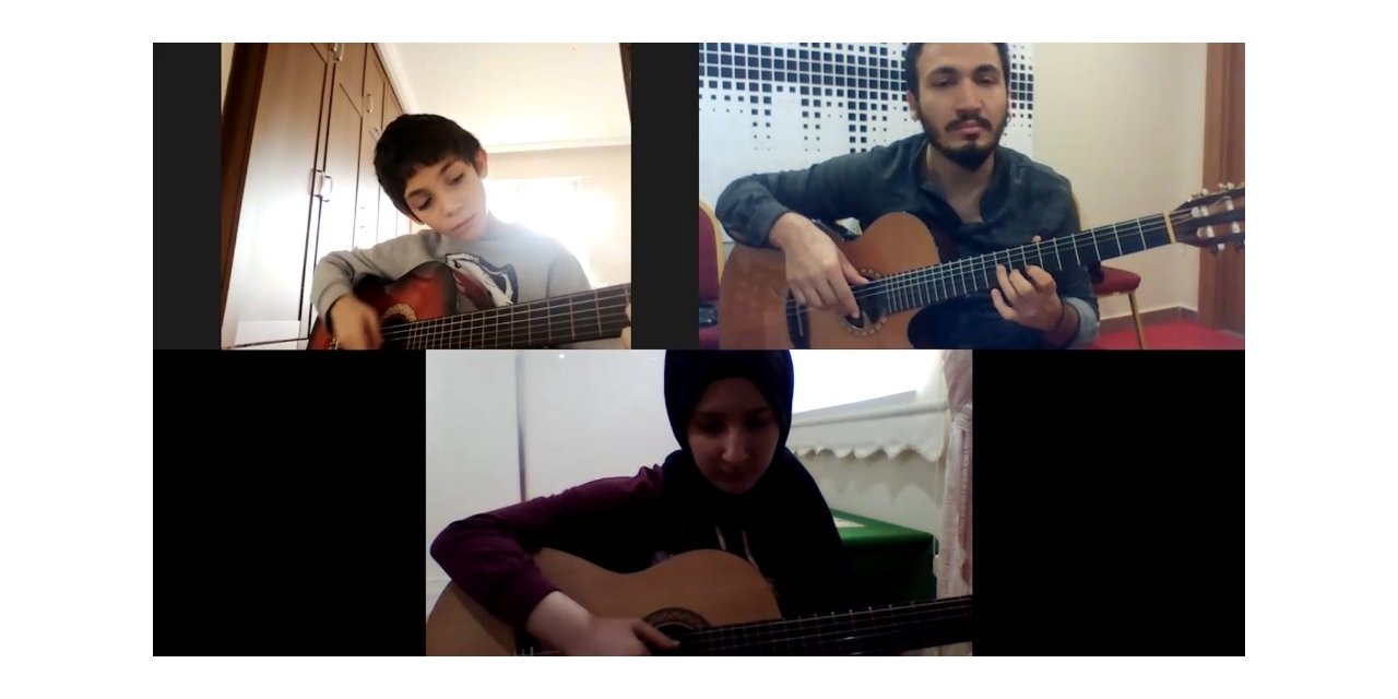 Enstrüman ve tiyatro kurslarında online eğitim başladı