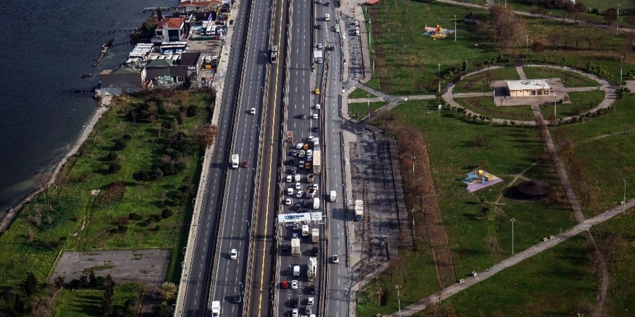 İstanbul’da helikopterli trafik denetimi