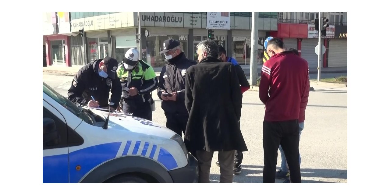 Hatay’da sokağa çıkma kısıtlamasını ihlal ettiler cezadan kurtulamadılar