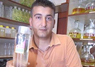 Lavanta kolonyası sinekleri uzak tutuyor