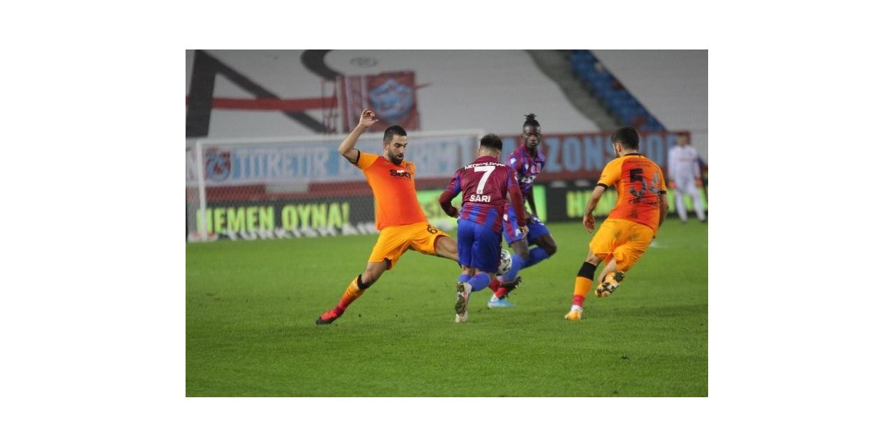 Arda Turan 3. golünü kaydetti