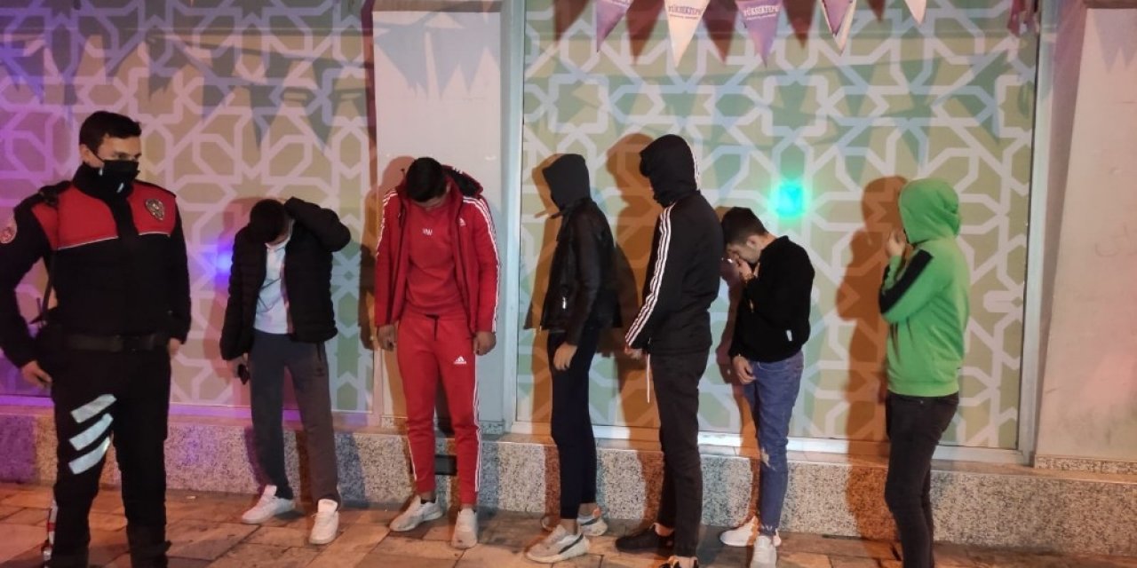 6 kişiyle kaçmaya çalışan taksi şoförünü yunus timleri durdurdu