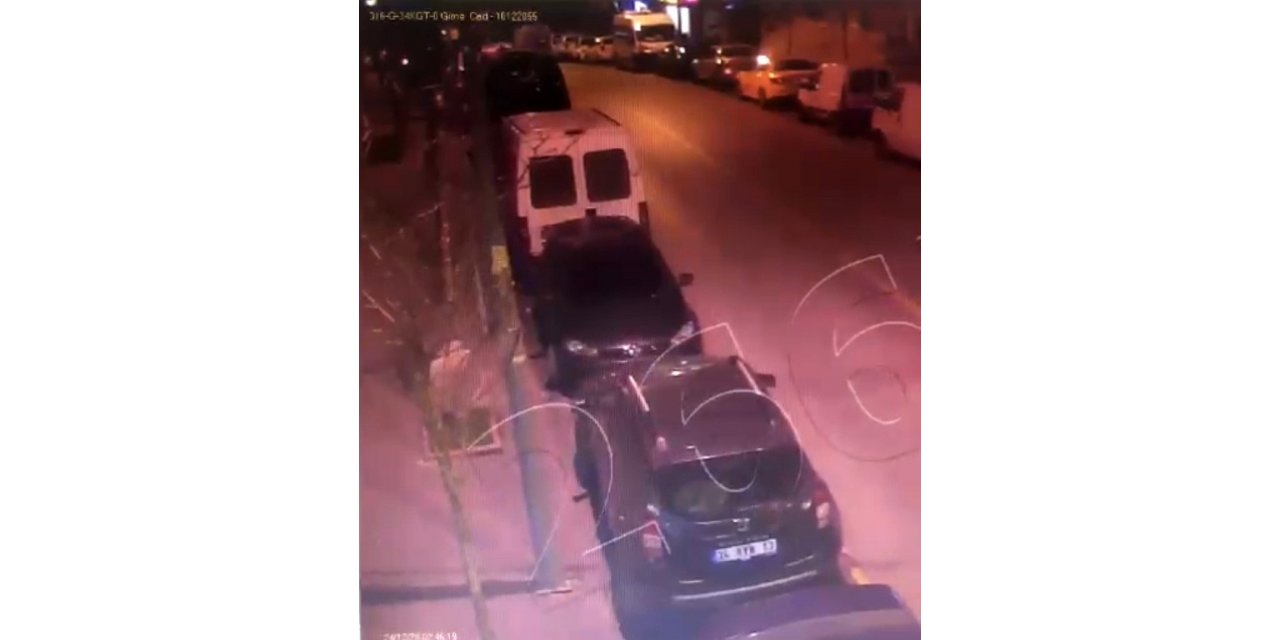 İstanbul’da kundakçı dehşeti kamerada