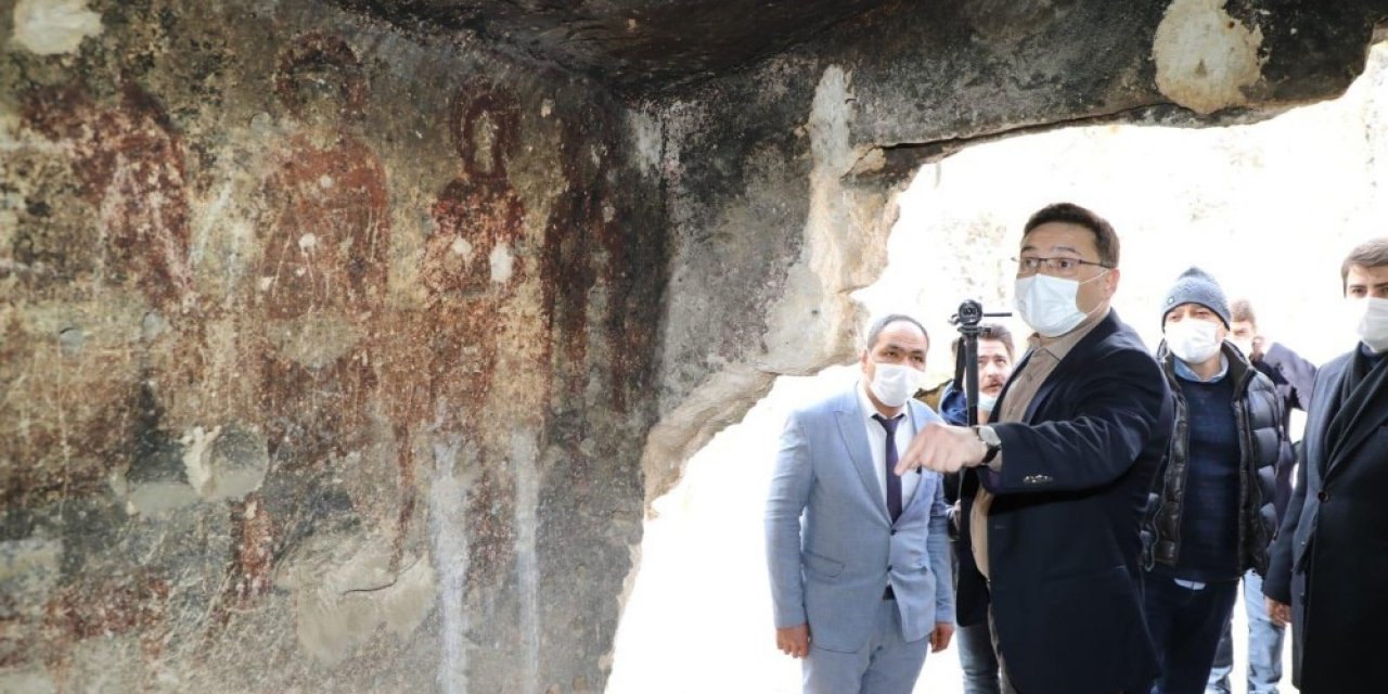 Frig vadisindeki ’12 Havari Şapeli’nde restorasyona başlandı