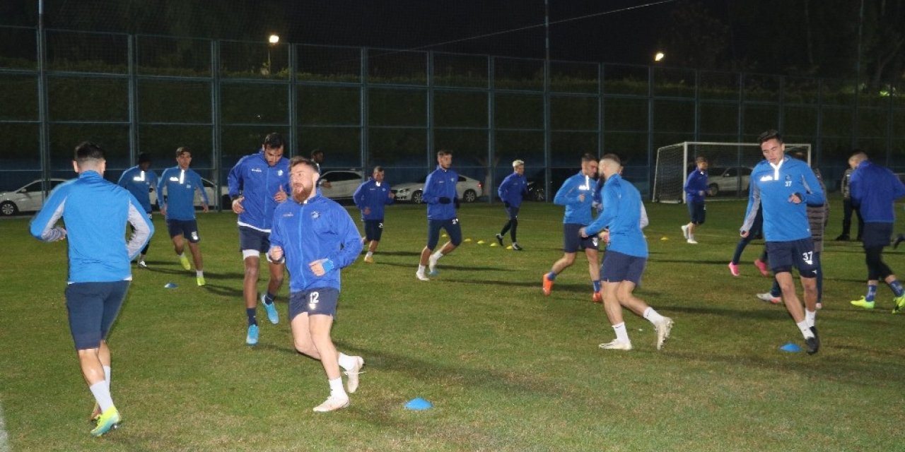 Adana Demirspor artık fikstüre maç maç bakıyor