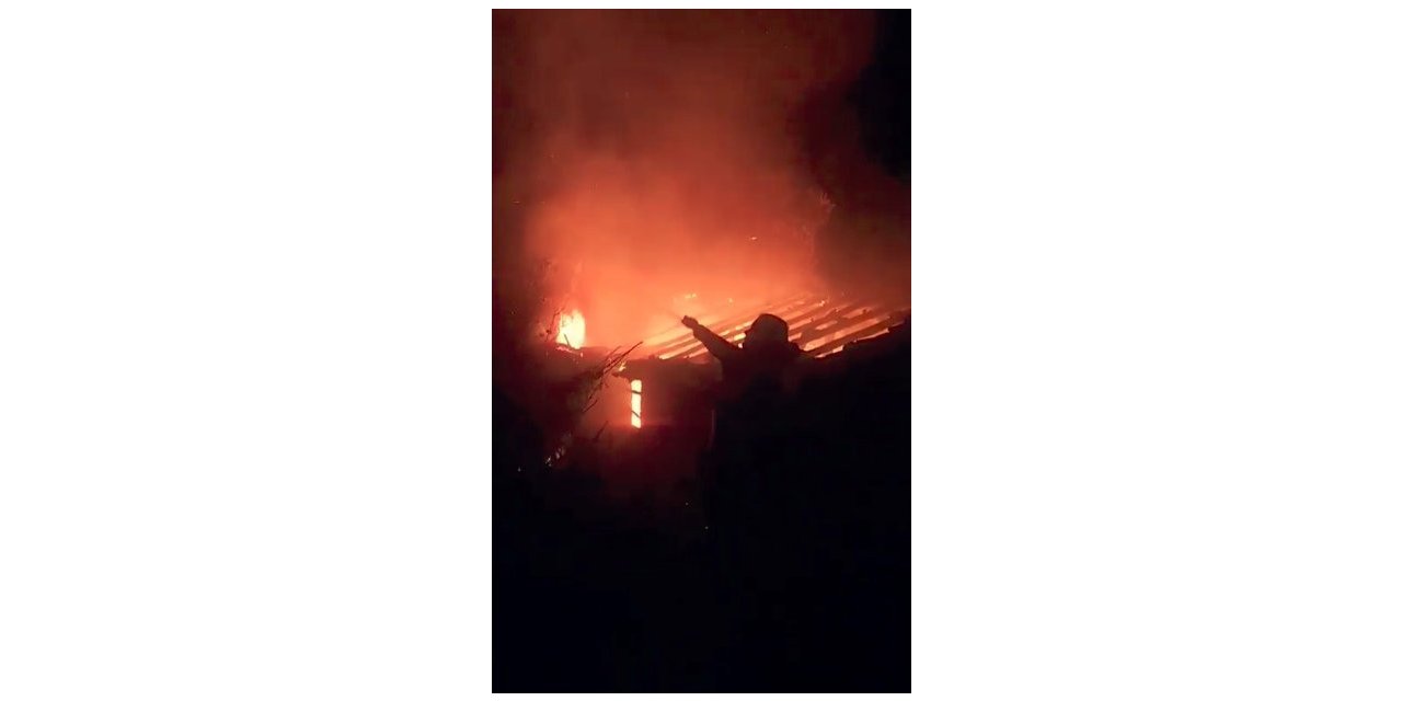 Yanan ahırda 5 keçi telef oldu