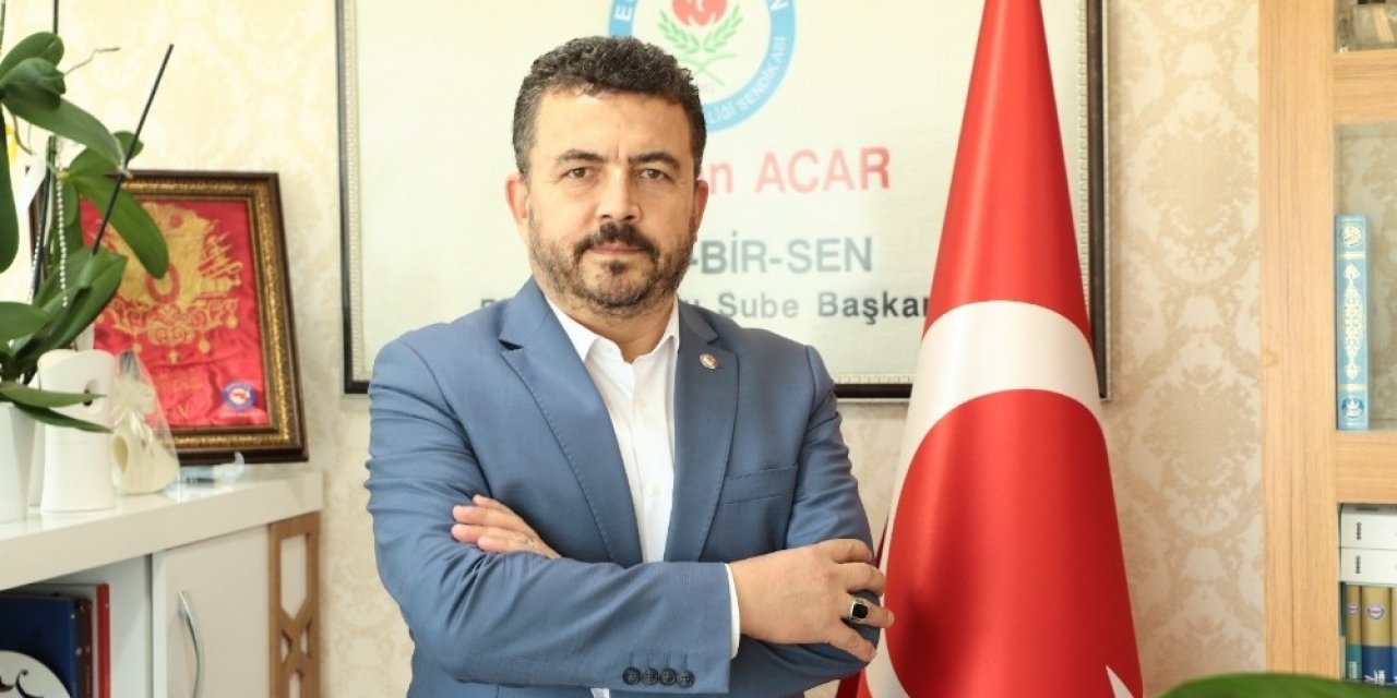 Başkan Acar: "Mehmet Akif Ersoy, ilham veren ideal bir model, kıymeti bilinmesi gereken bir değerdir"